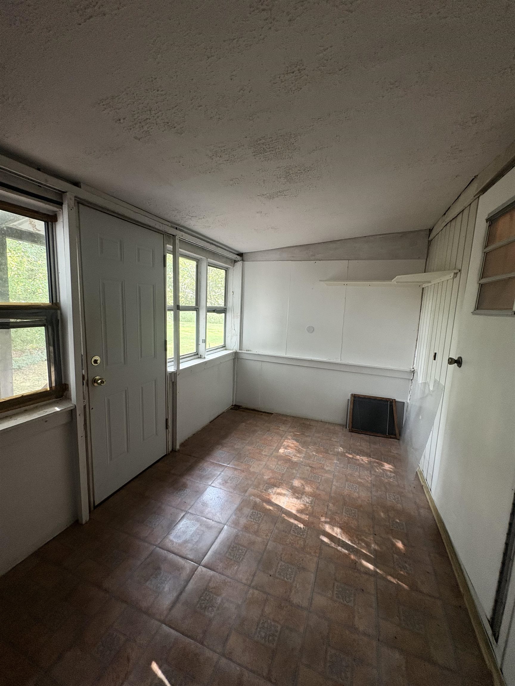 14 Queens Lane Epsom, NH 03234 - Photo 18 of 26