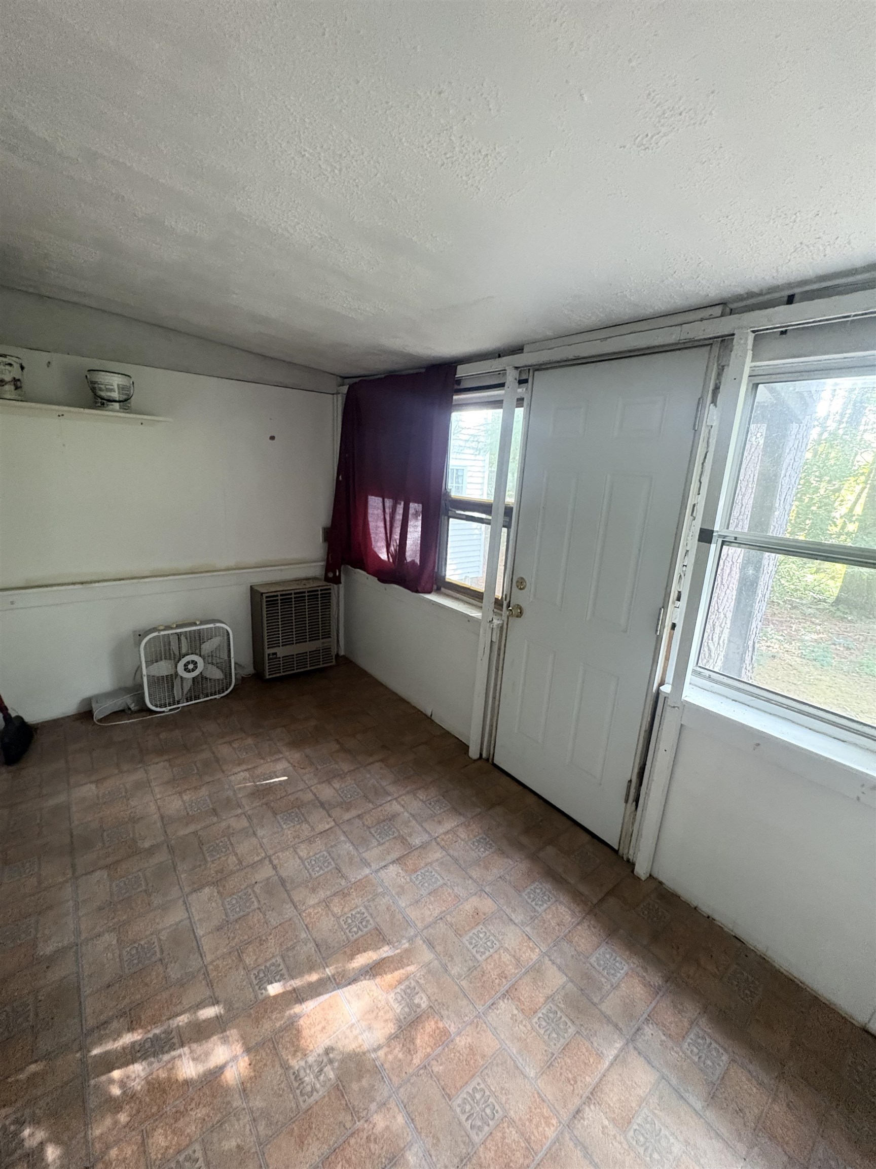 14 Queens Lane Epsom, NH 03234 - Photo 19 of 26