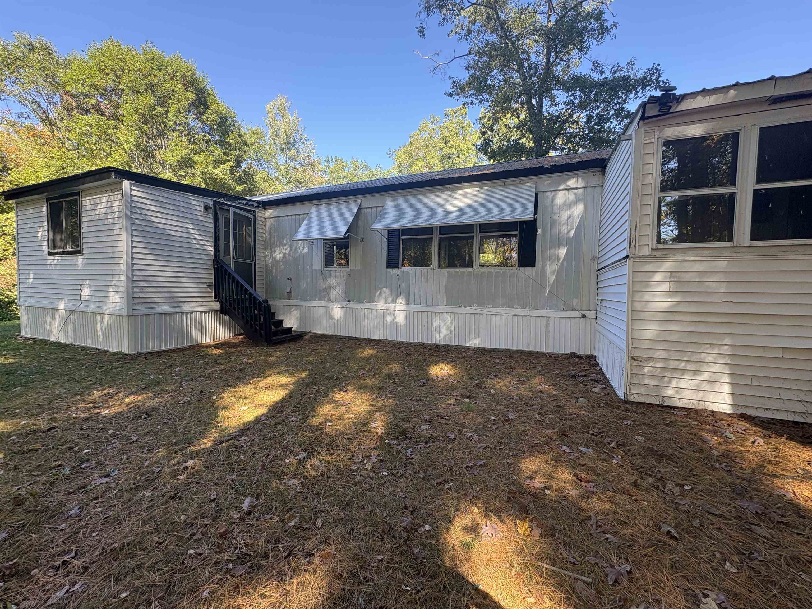 14 Queens Lane Epsom, NH 03234 - Photo 3 of 26