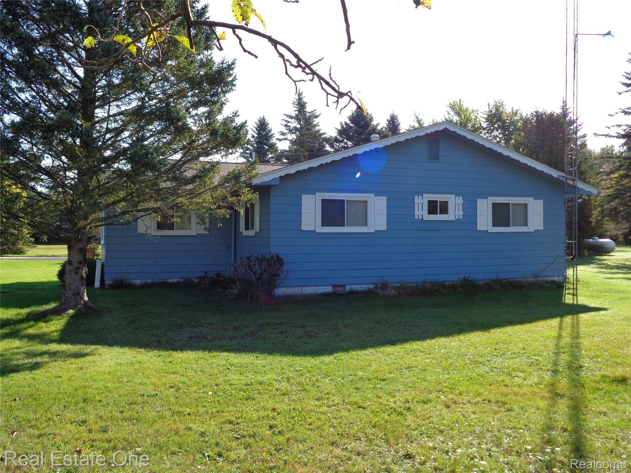 5960 Mills Road Deckerville, MI 48427 - Photo 69 of 79 Rear elevation