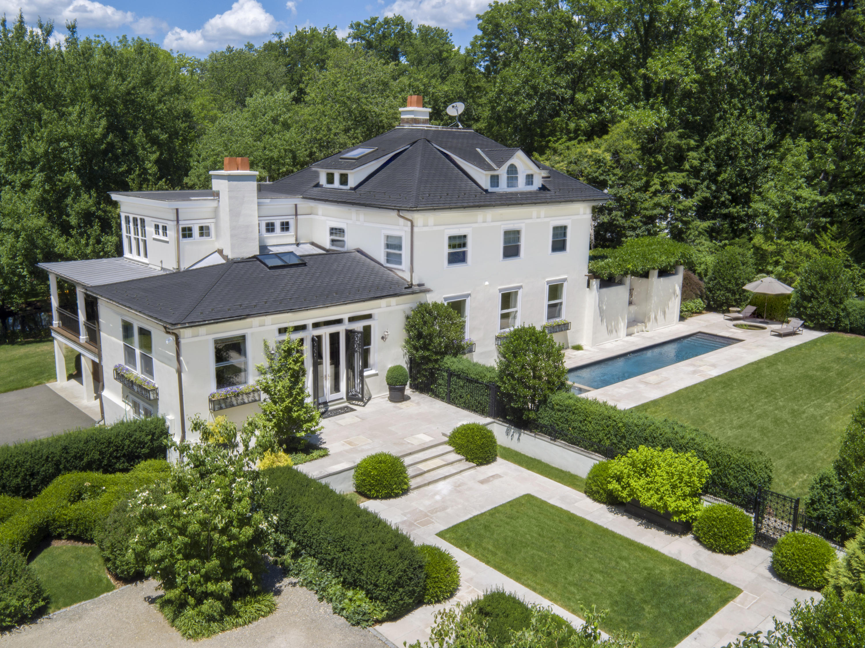 39 Old Farm Road Darien, CT 06820 - Photo 1 of 36 a front view of a house with a yard