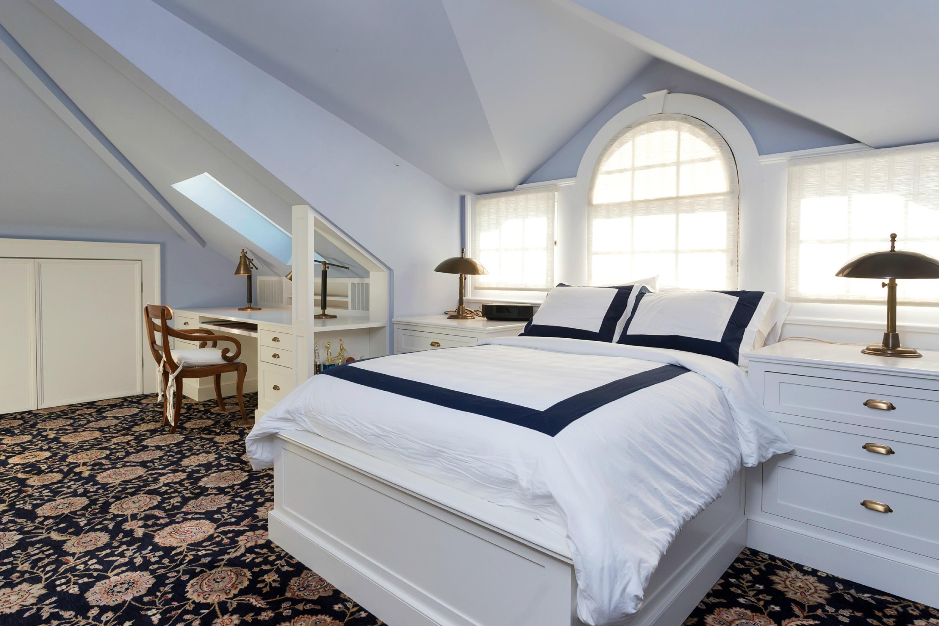 39 Old Farm Road Darien, CT 06820 - Photo 26 of 36 a bedroom with a bed and a window