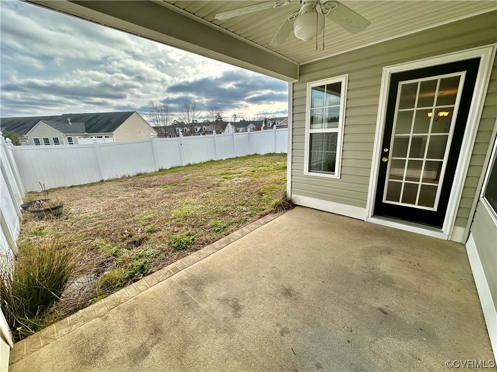 3314 Kennington Park Road Aylett, VA 23009 - Photo 27 of 36 a view of an empty room with a window