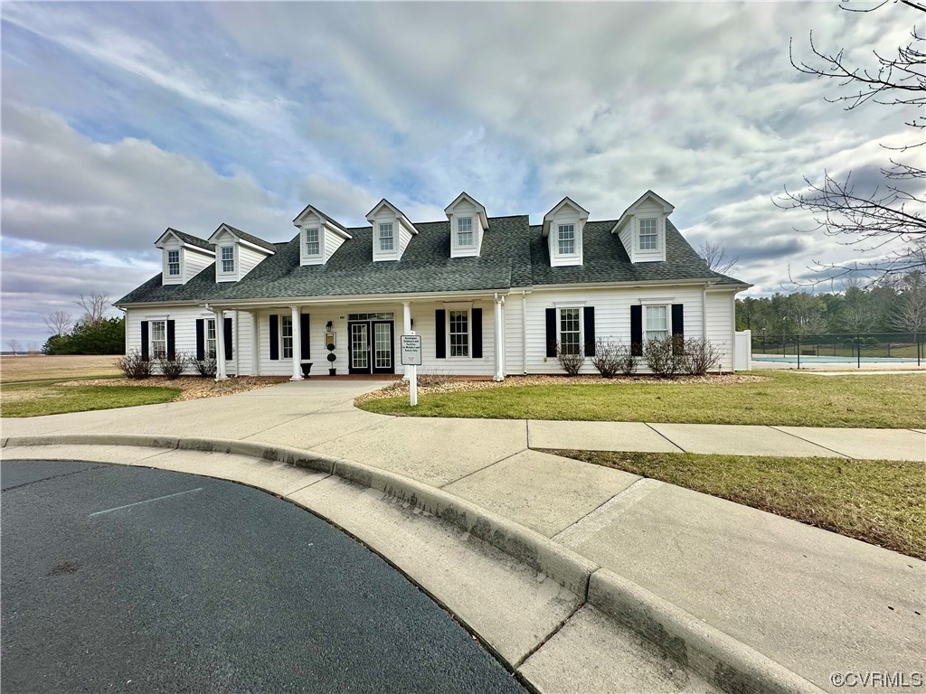 3314 Kennington Park Road Aylett, VA 23009 - Photo 31 of 36 a view of a house with a swimming pool