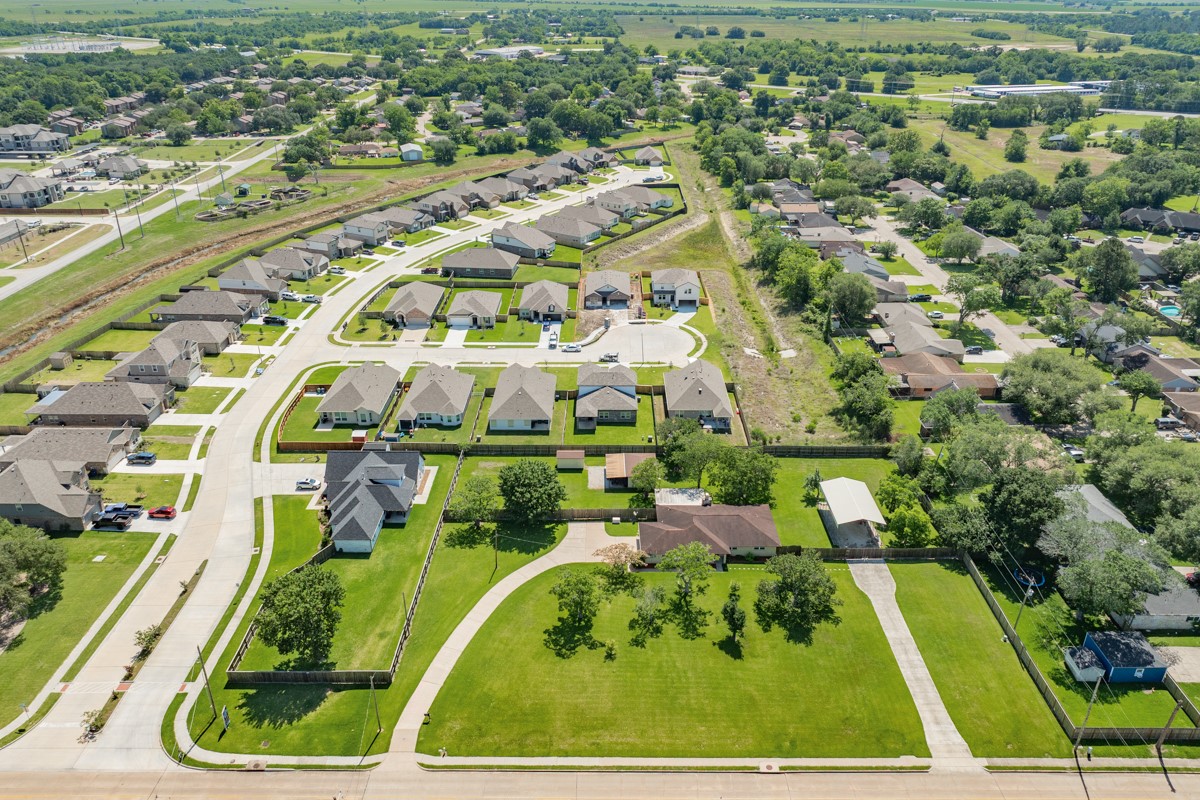 1412 Buchta Road Angleton, TX 77515 - Photo 44 of 48