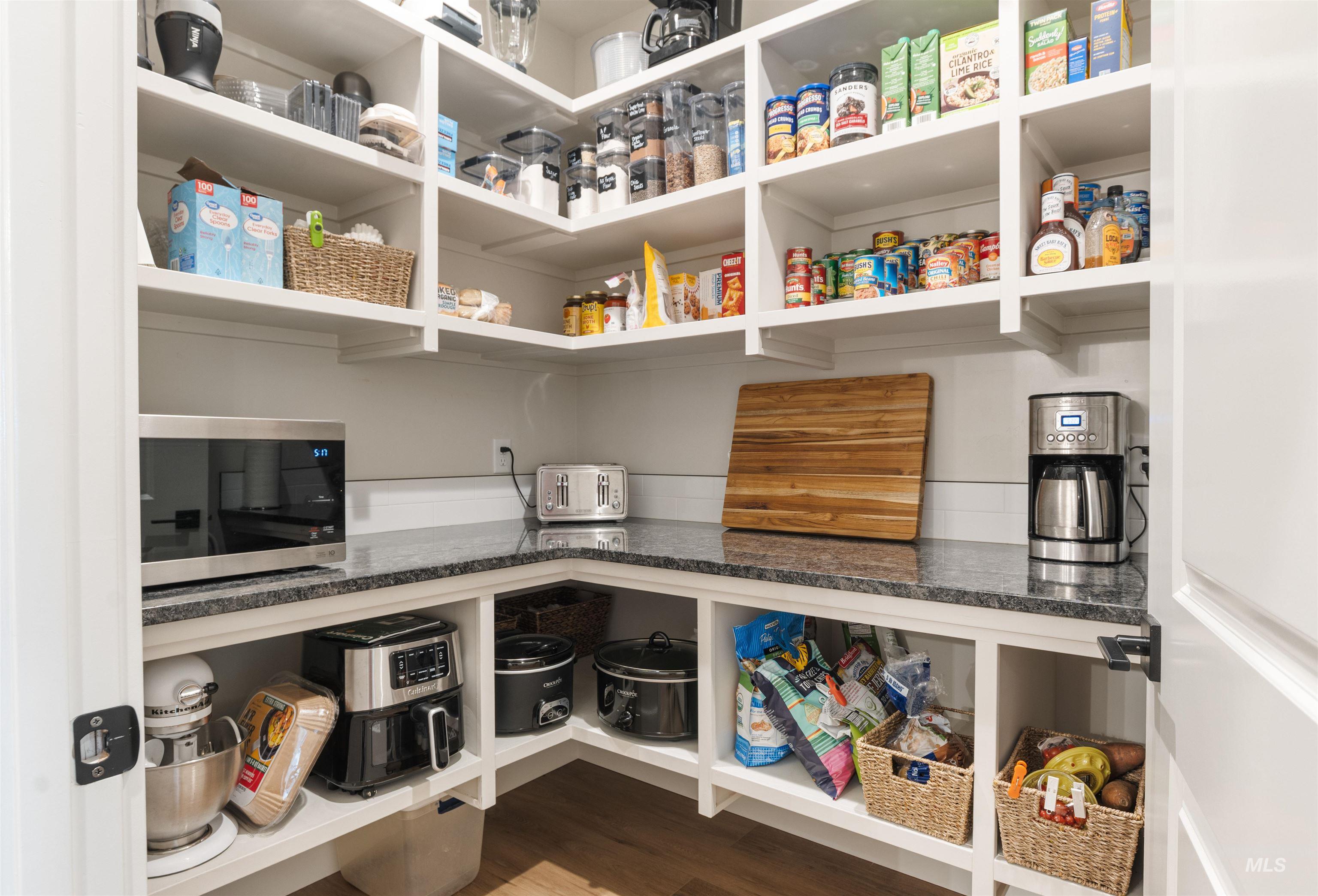 16901 Spring Meadow Drive Caldwell, ID 83607 - Photo 21 of 50 View of pantry