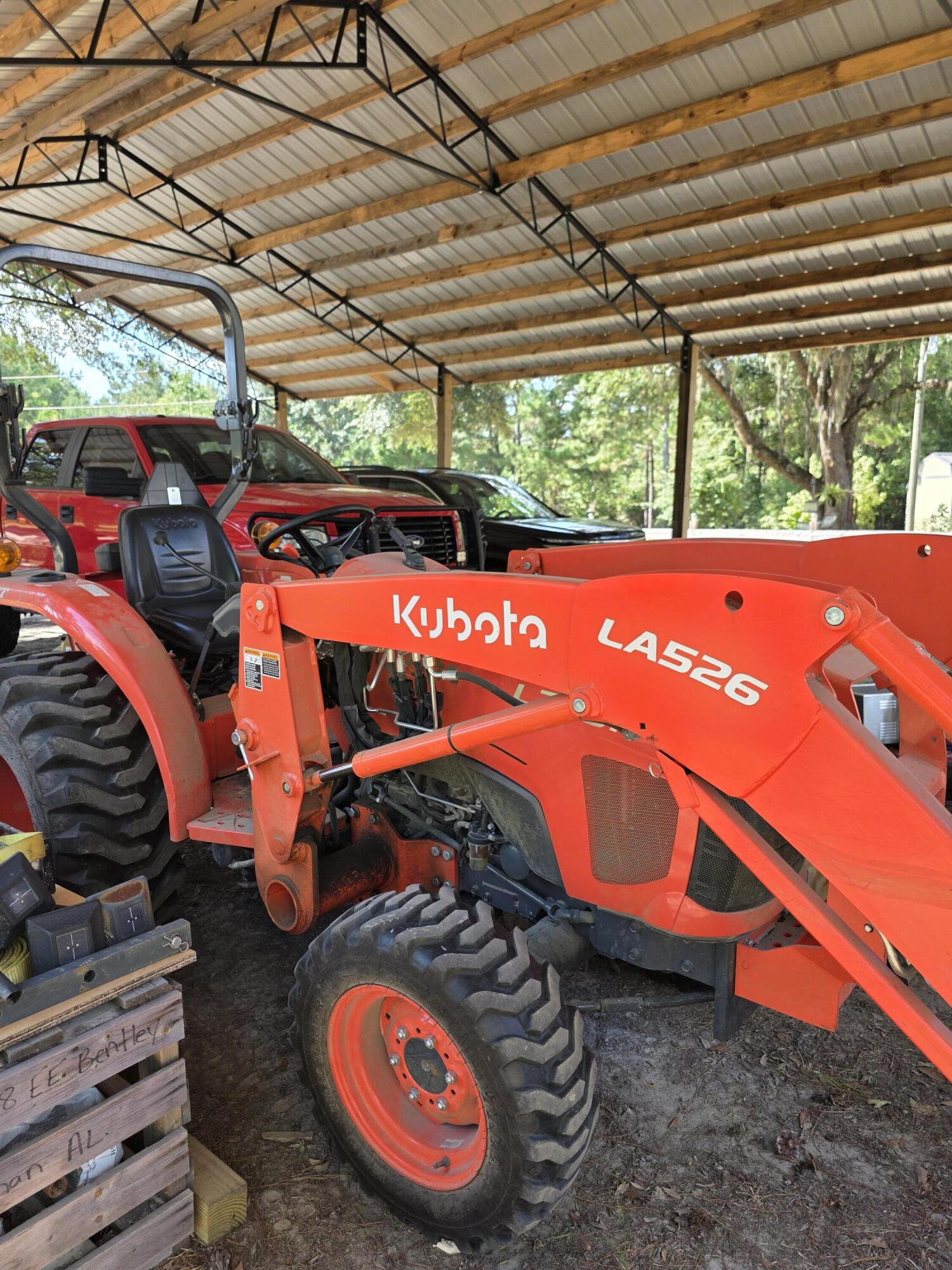 4320 Highway 79 Vernon, FL 32462 - Photo 43 of 49 a backyard of a house with yard and outdoor seating