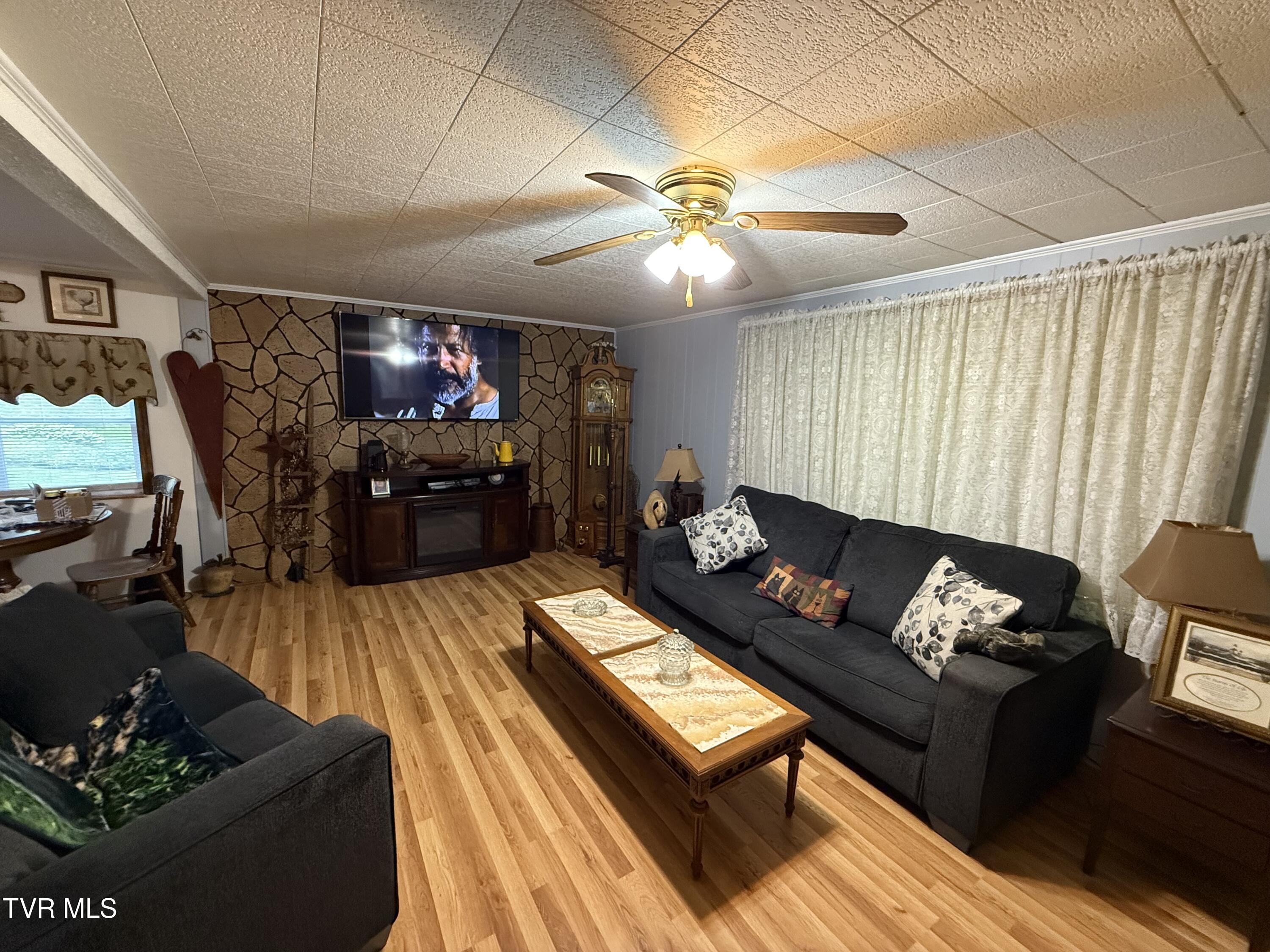 125 Babb Road Elizabethton, TN 37643 - Photo 25 of 50 IMG_1329