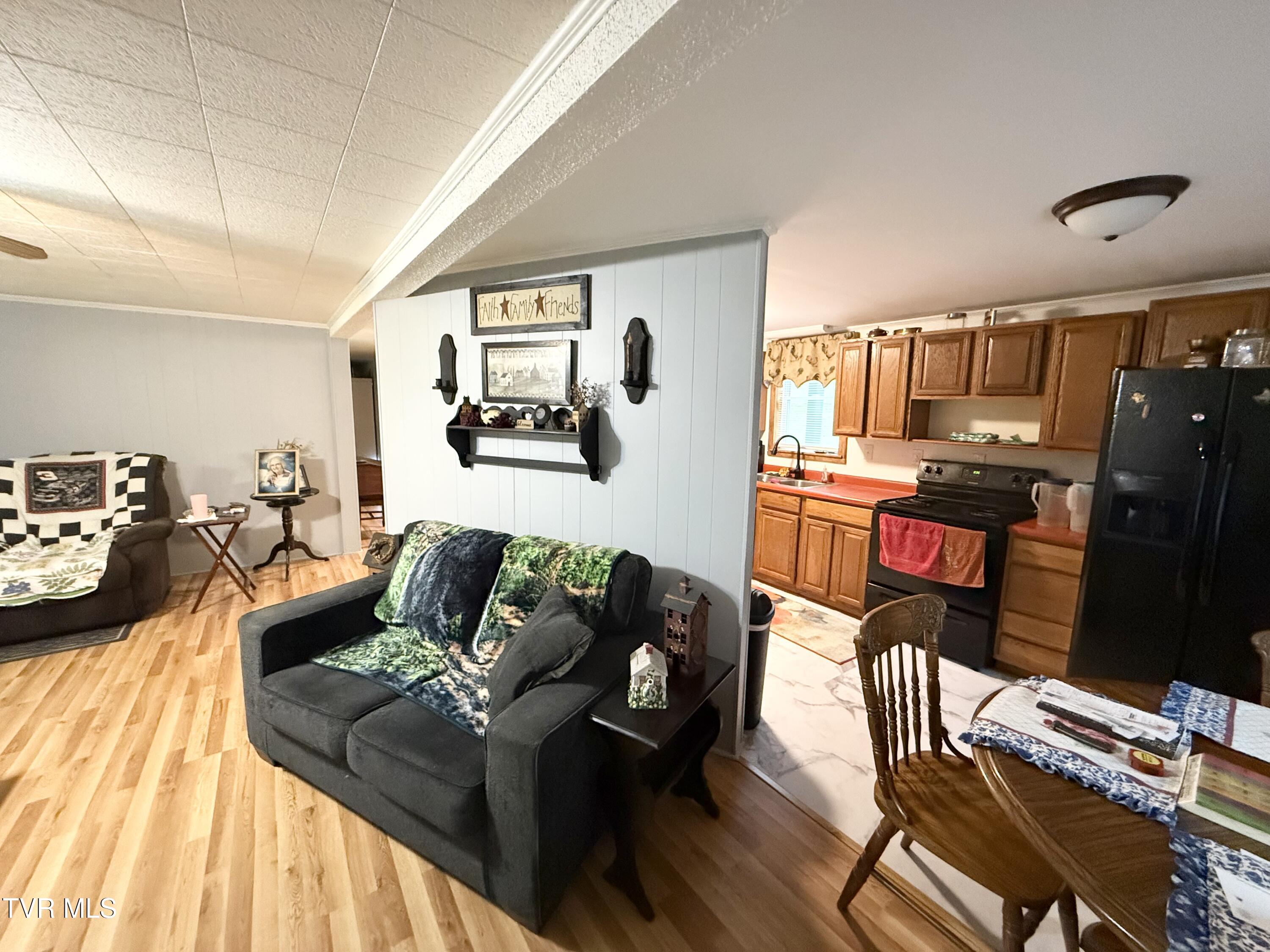 125 Babb Road Elizabethton, TN 37643 - Photo 32 of 50 IMG_1336