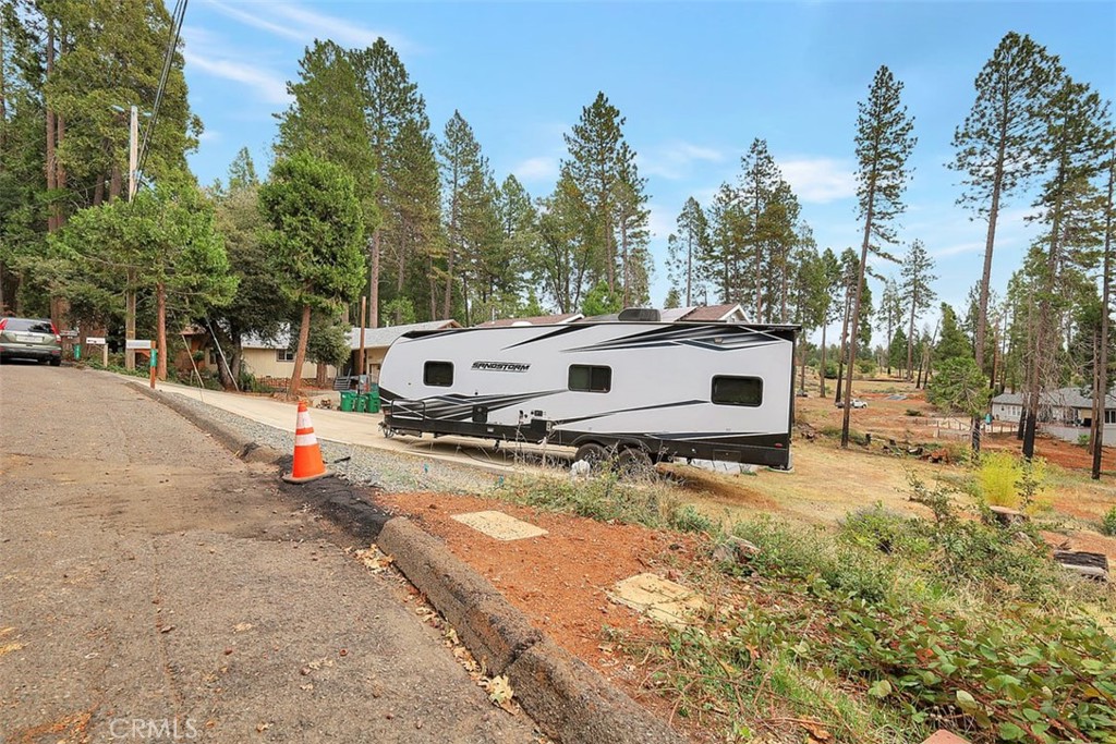 14141 Racine Circle Magalia, CA 95954 - Photo 50 of 53 a view of a outdoor space with the trees