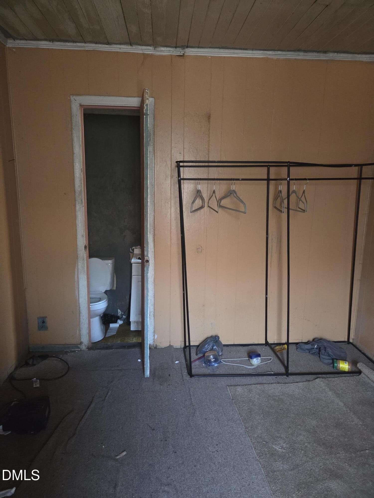 207 East Maple Street Mount Olive, NC 28365 - Photo 7 of 11 a view of a room with gym equipment