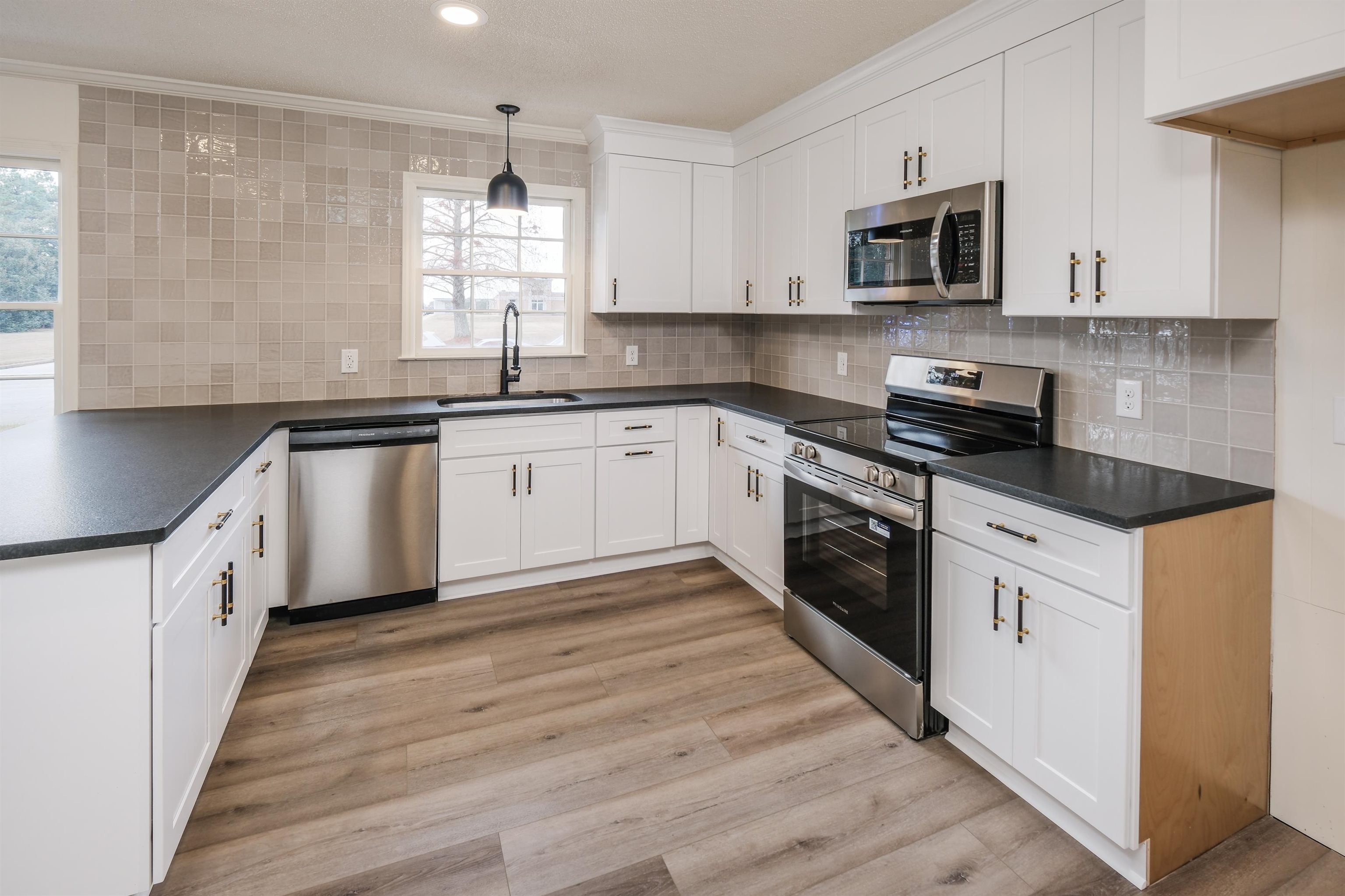 405 Oak Grove Road Spartanburg, SC 29301 - Photo 7 of 26 Gallery Image 7