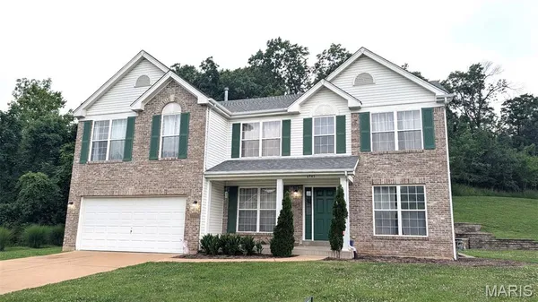 $525,000 | 4943 Country Club Drive, High Ridge, MO 63049