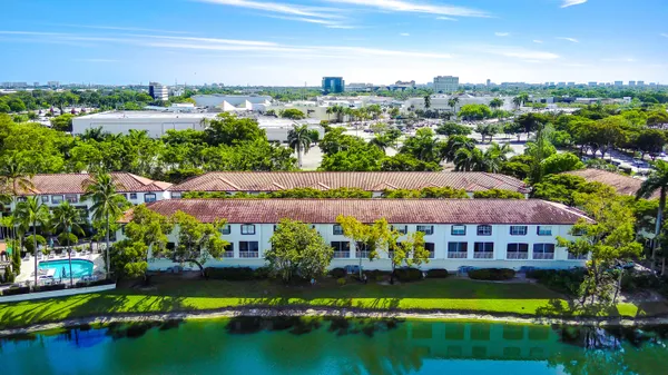 $4,390 | 20889 St Andrews Boulevard, Boca Raton, FL 33433