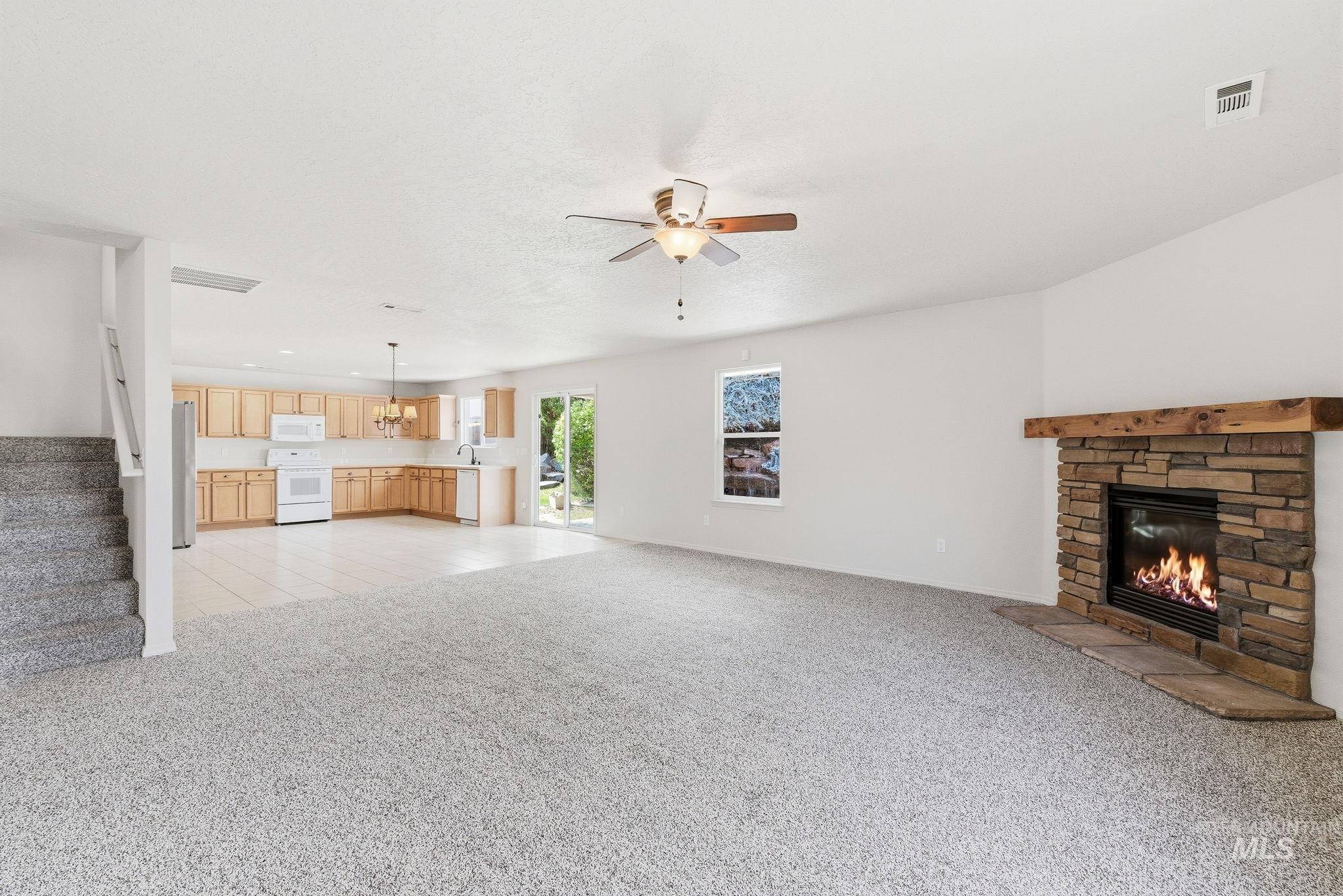 16471 Regence Way Caldwell, ID 83607 - Photo 6 of 42