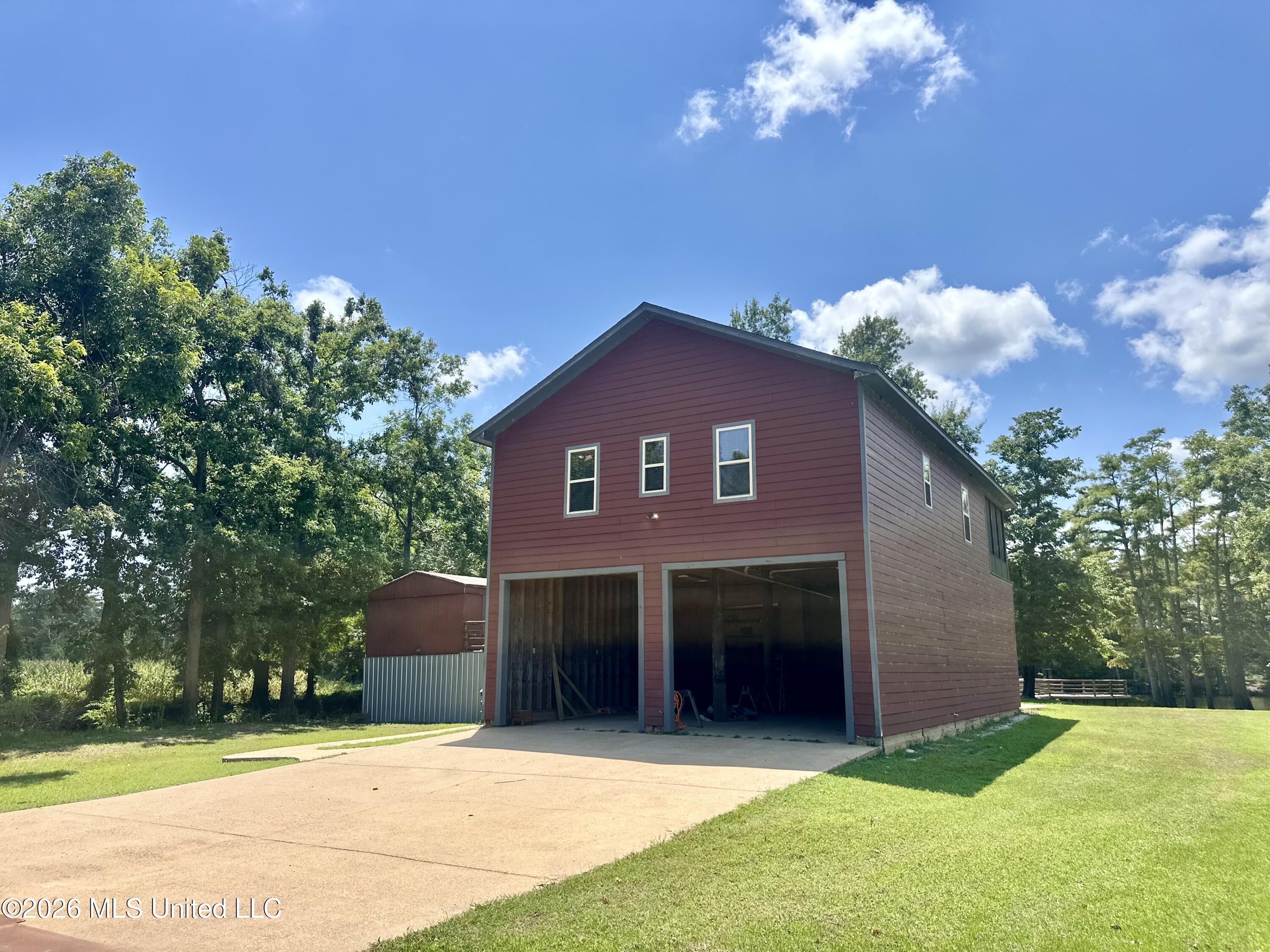 162 Shoemake Road Yazoo City, MS 39194 - Photo 1 of 29 IMG_8059
