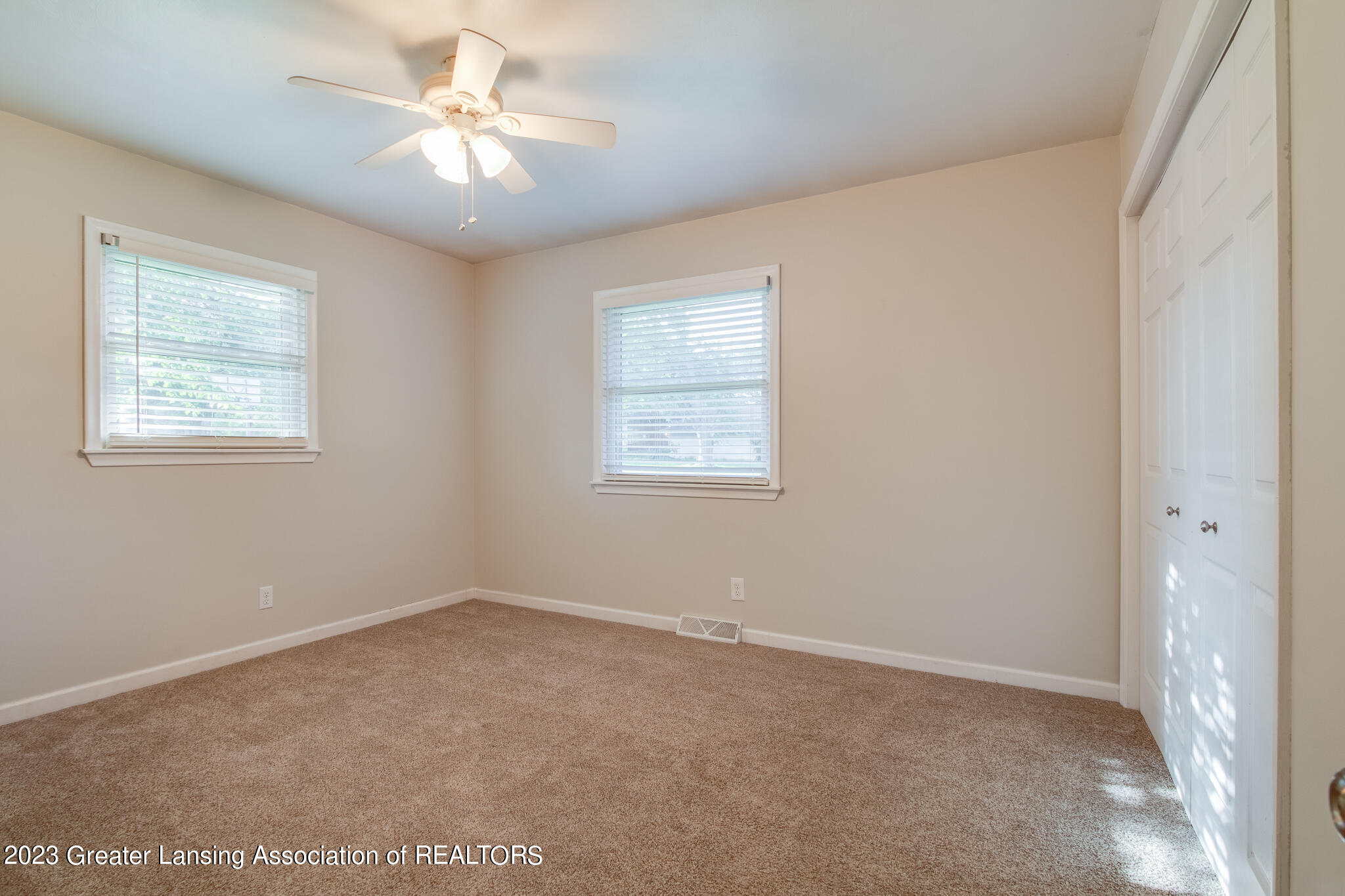 7407 Yorktown Road Lansing, MI 48917 - Photo 18 of 38 7407_Yorktown_BROCK-34