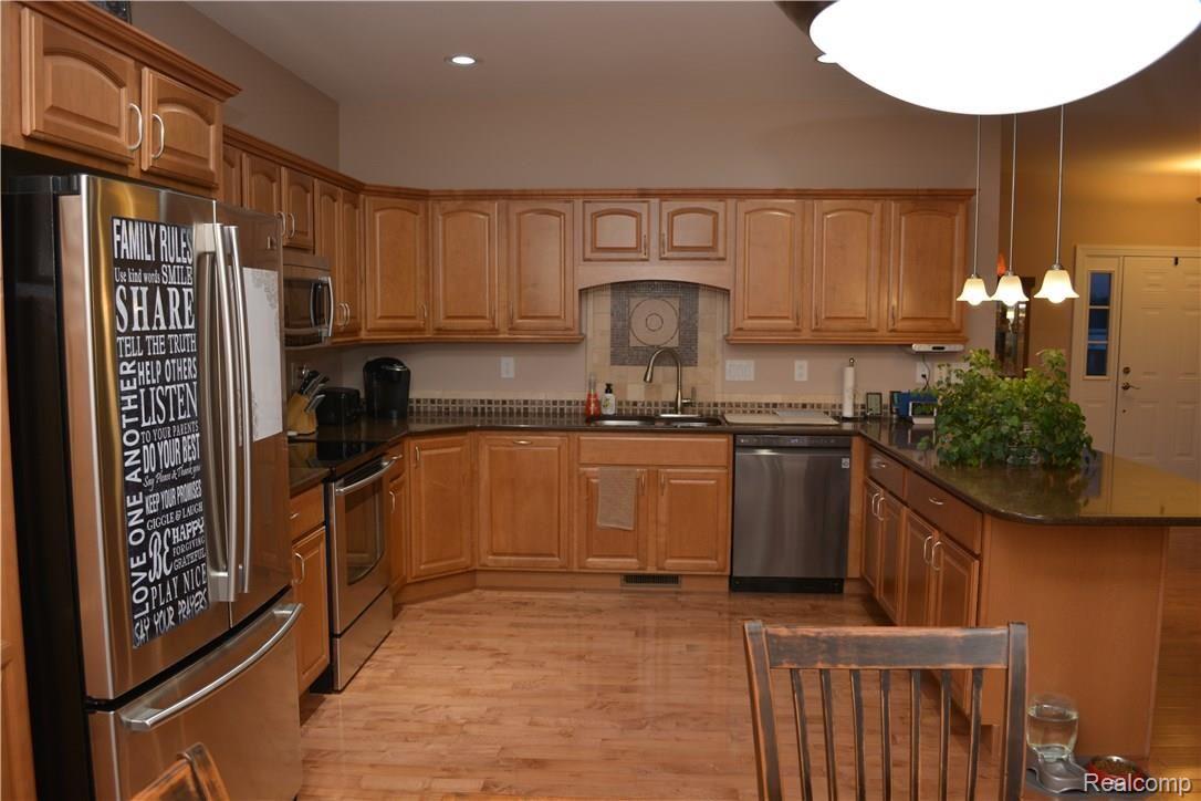 6019 North Branch Road North Branch, MI 48461 - Photo 18 of 46 Kitchen