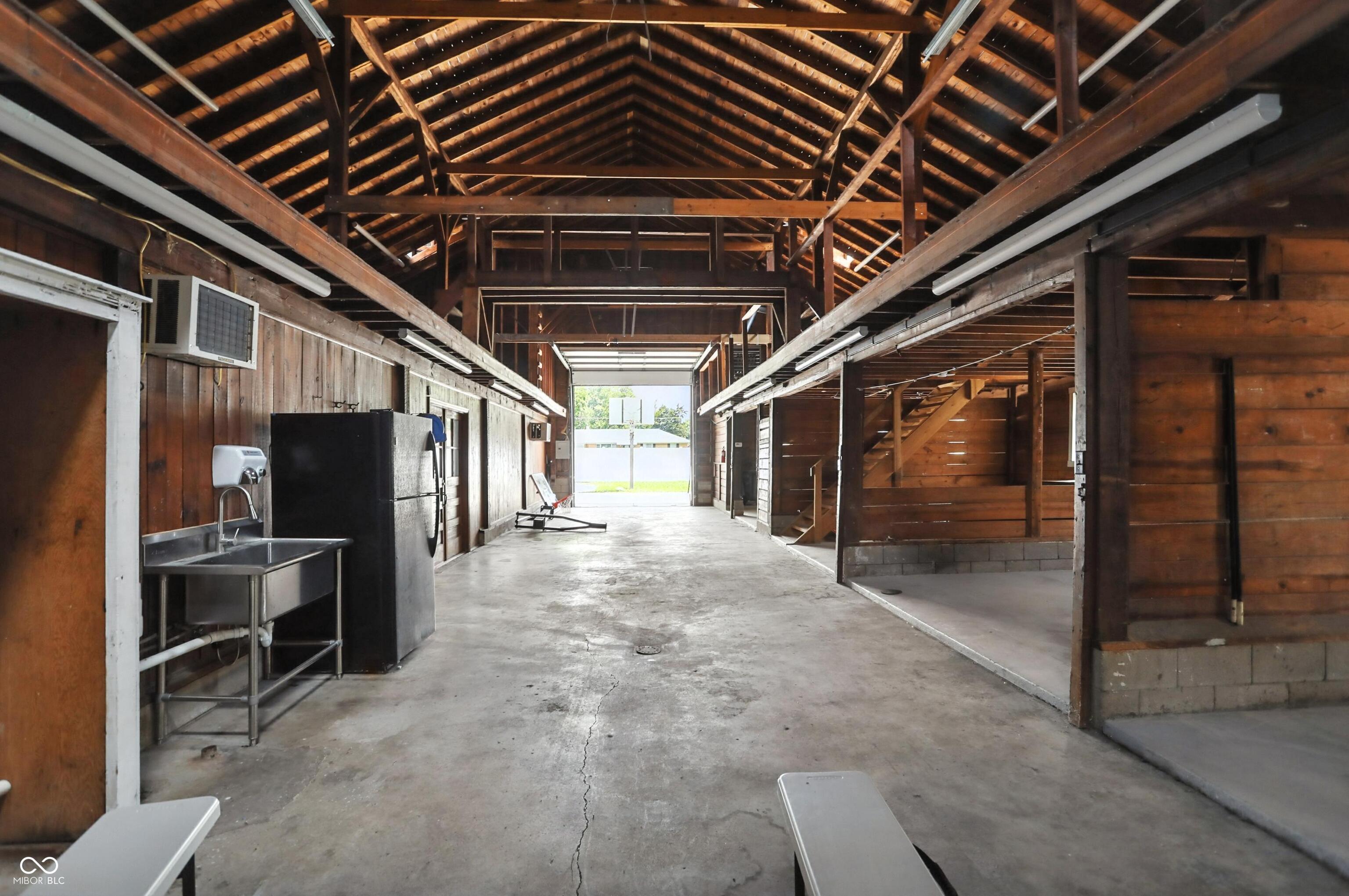 311 Jordan Road Indianapolis, IN 46217 - Photo 16 of 26