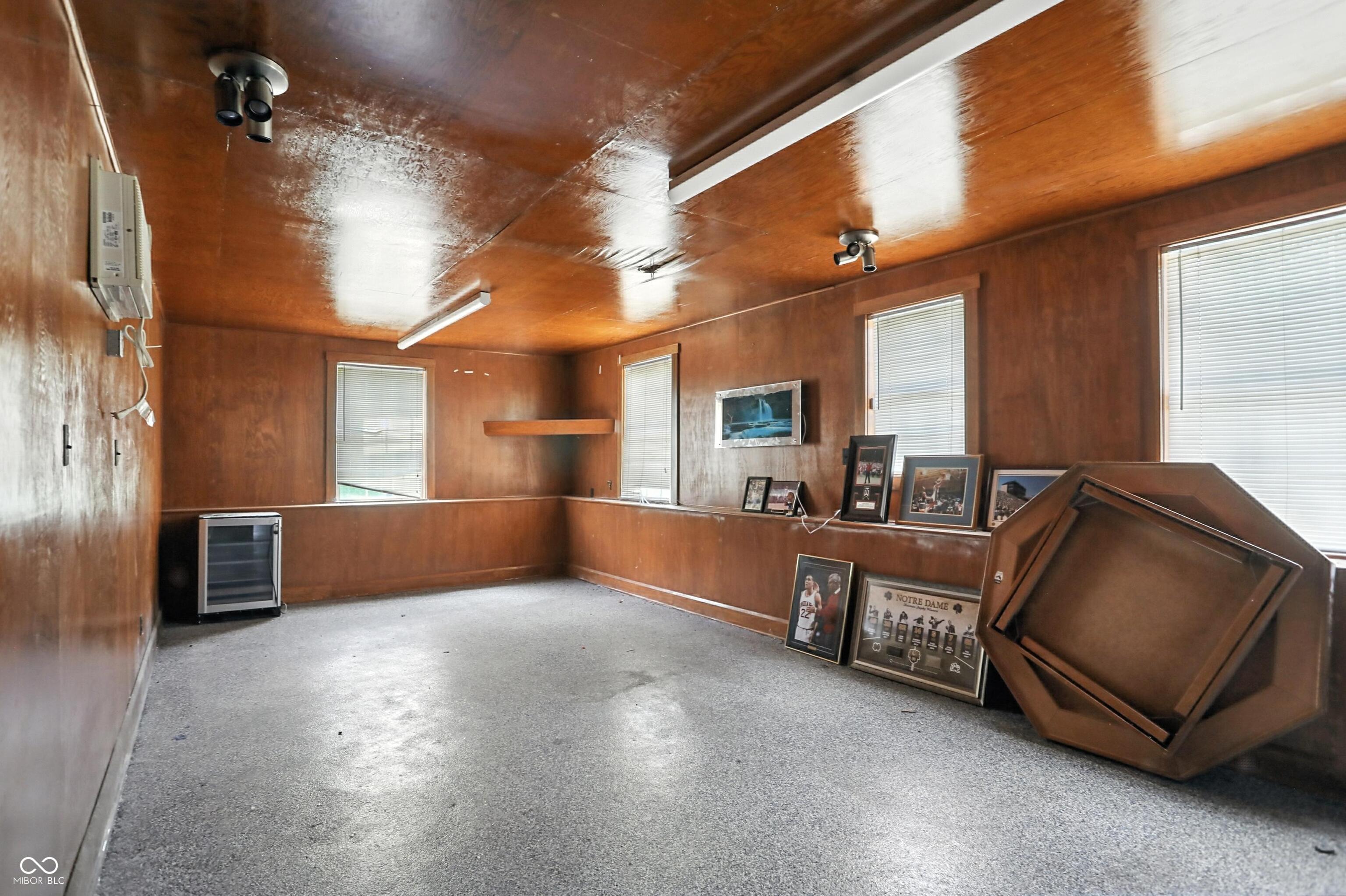 311 Jordan Road Indianapolis, IN 46217 - Photo 19 of 26