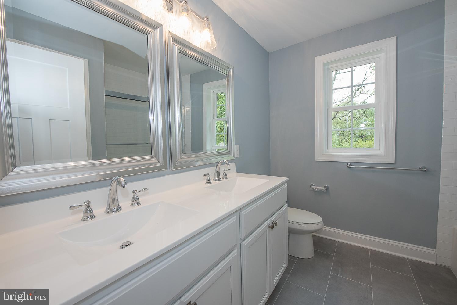 323 Abbey Road Berwyn, PA 19312 - Photo 42 of 54 Gallery Image 42