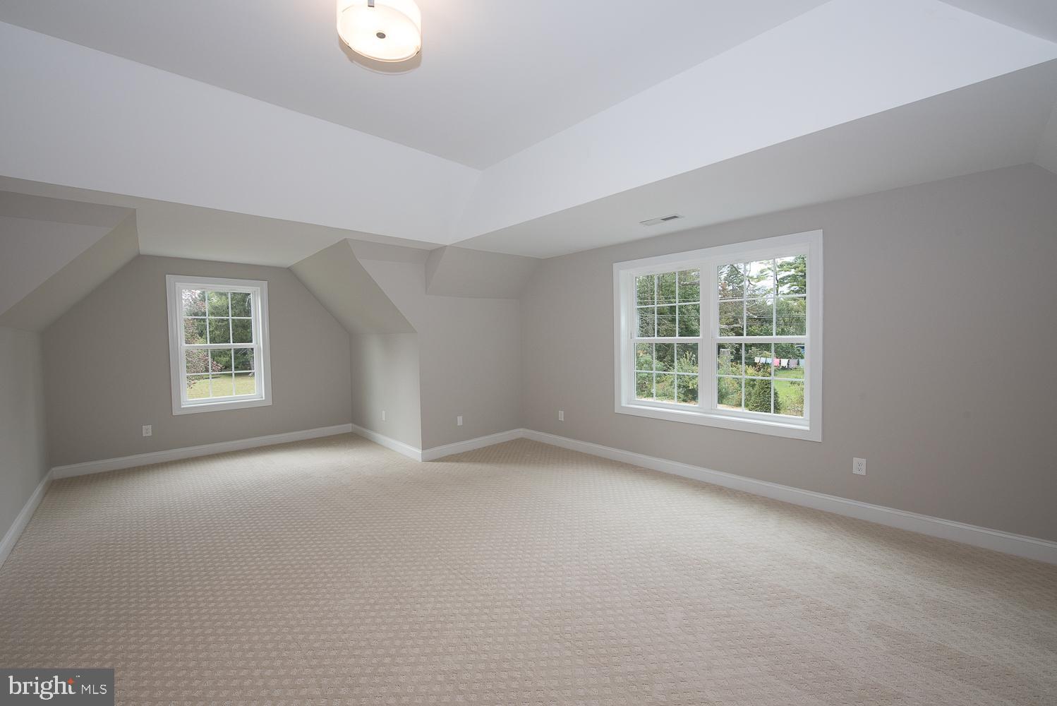 323 Abbey Road Berwyn, PA 19312 - Photo 46 of 54 Gallery Image 46