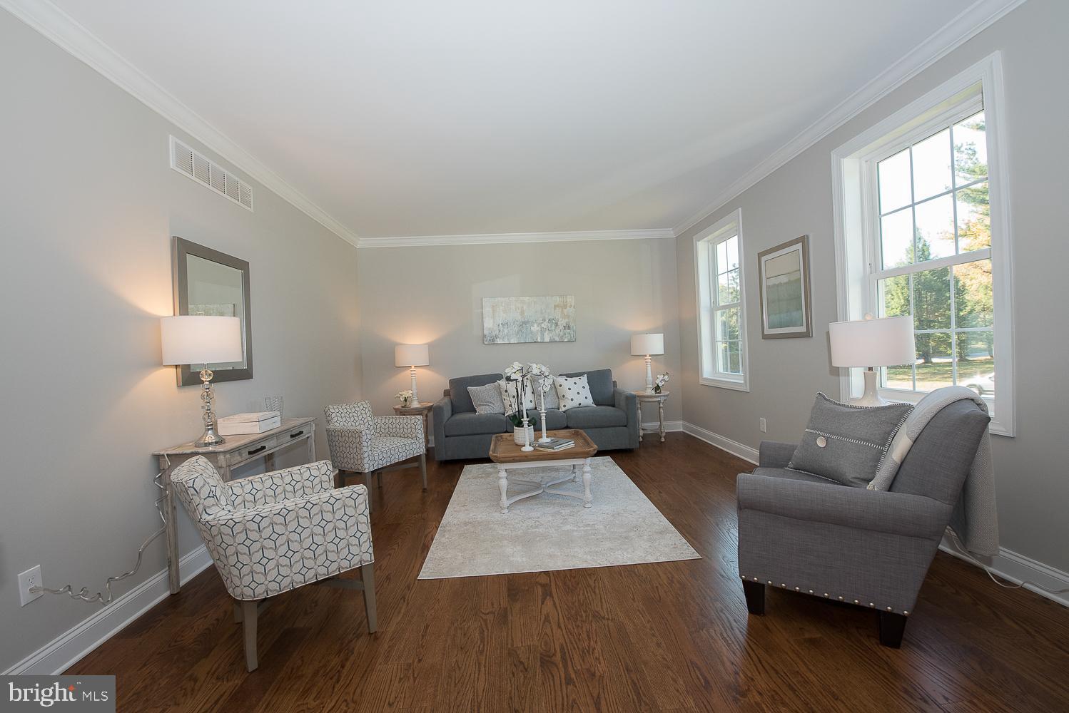 323 Abbey Road Berwyn, PA 19312 - Photo 8 of 54 Gallery Image 8
