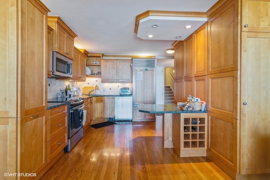 1500 Sheridan Road, Unit 7I Wilmette, IL 60091 - Photo 4 of 15