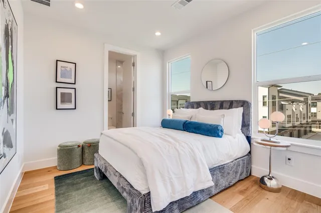 $499,000 | 3940 Spring Valley Road, Unit 1, Farmers Branch, TX 75244