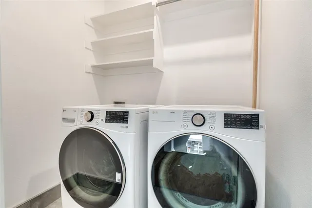 $499,000 | 3940 Spring Valley Road, Unit 1, Farmers Branch, TX 75244