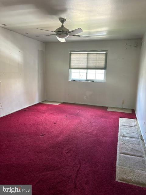 300 Byberry Road, Unit 202 Philadelphia, PA 19116 - Photo 26 of 32 en empty room with windows