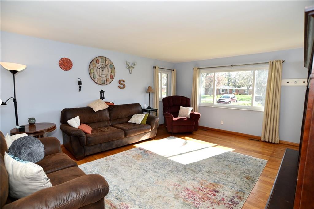 1212 Price Road Avon, IN 46123 - Photo 4 of 31 Gallery Image 4