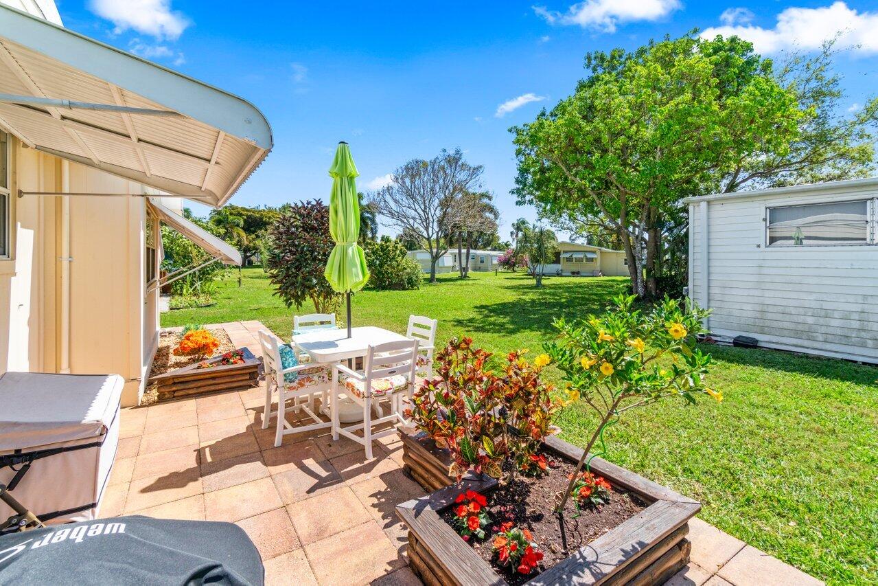 8388 Chisum Trail Boca Raton, FL 33433 - Photo 23 of 26 029-8388ChisumTrail-BocaRaton-FL-33433-S