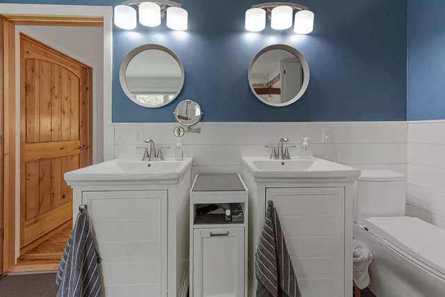 $975,000 | 5121 Dudley Lake Path, Faribault, MN 55021