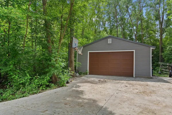 $947,000 | 5121 Dudley Lake Path, Faribault, MN 55021