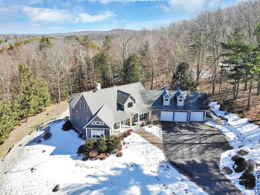 17 Danforth Farm Road Wilbraham, MA 01095 - Photo 5 of 38