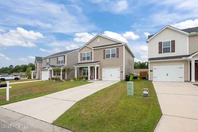 $1,875 | 107 Walton Drive, New Bern, NC 28562