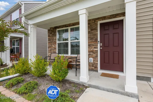 $1,875 | 107 Walton Drive, New Bern, NC 28562