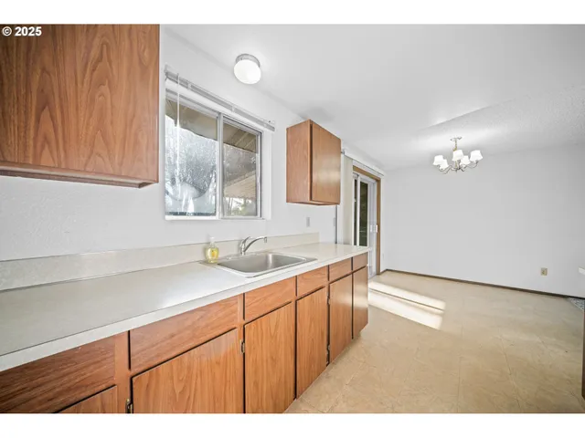 $375,000 | 203 Southeast 11th Circle, Battle Ground, WA 98604