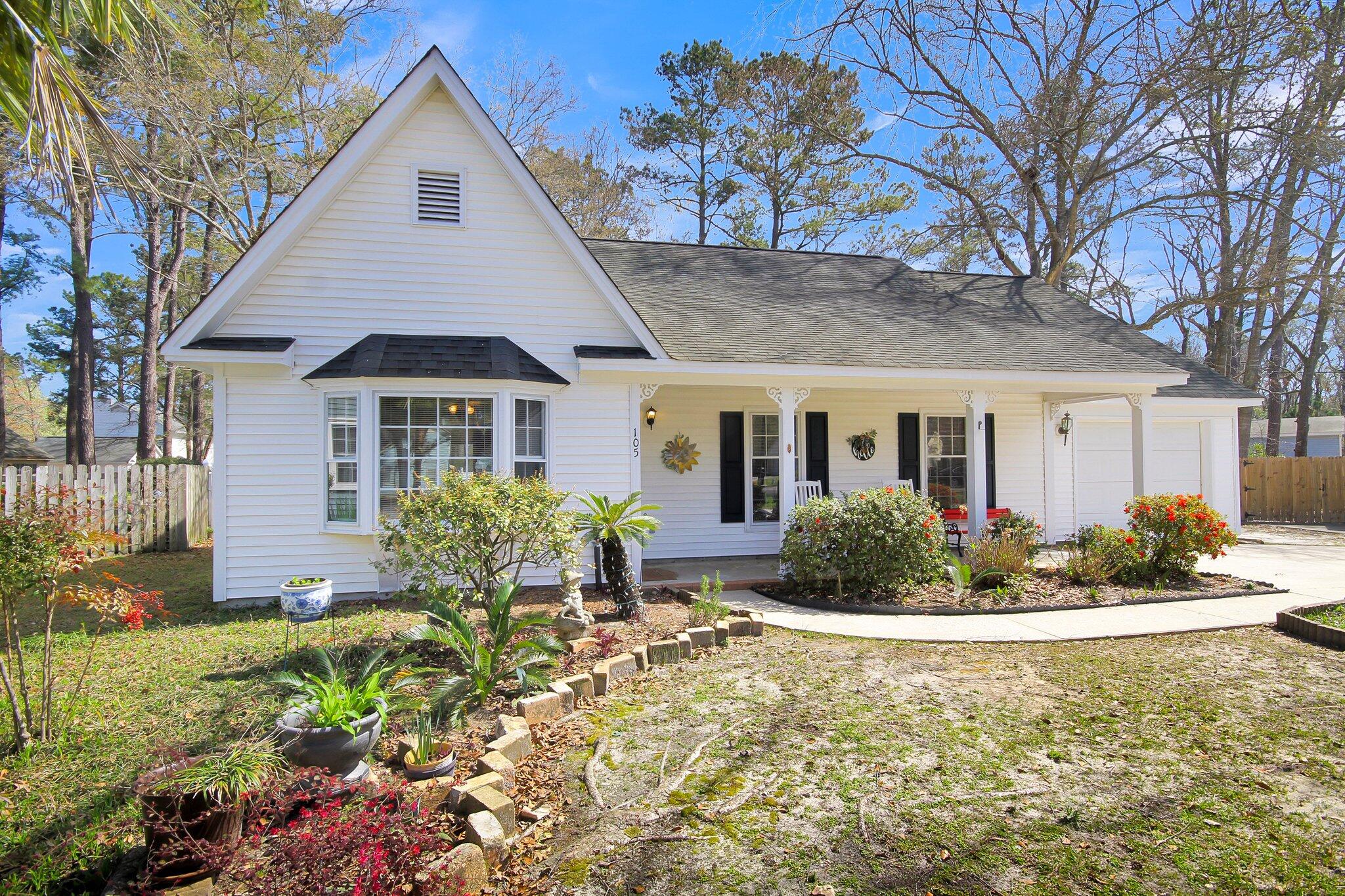 105 Welwyn Road Summerville, SC 29485 - Photo 3 of 35 CREM - 105 Welwyn-2