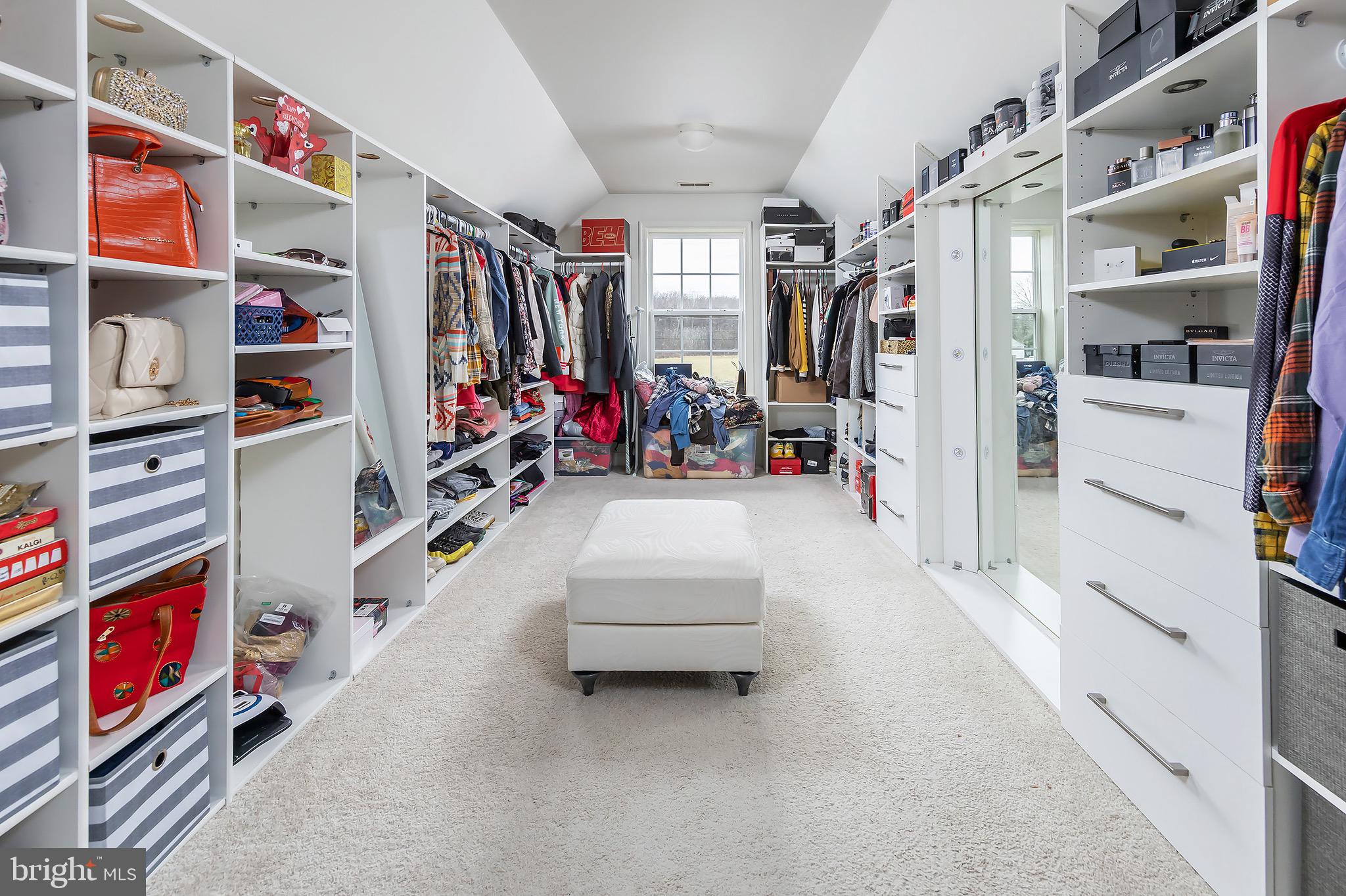 8 Curtmantle Road Mickleton, NJ 08056 - Photo 14 of 36 Walk In Closet