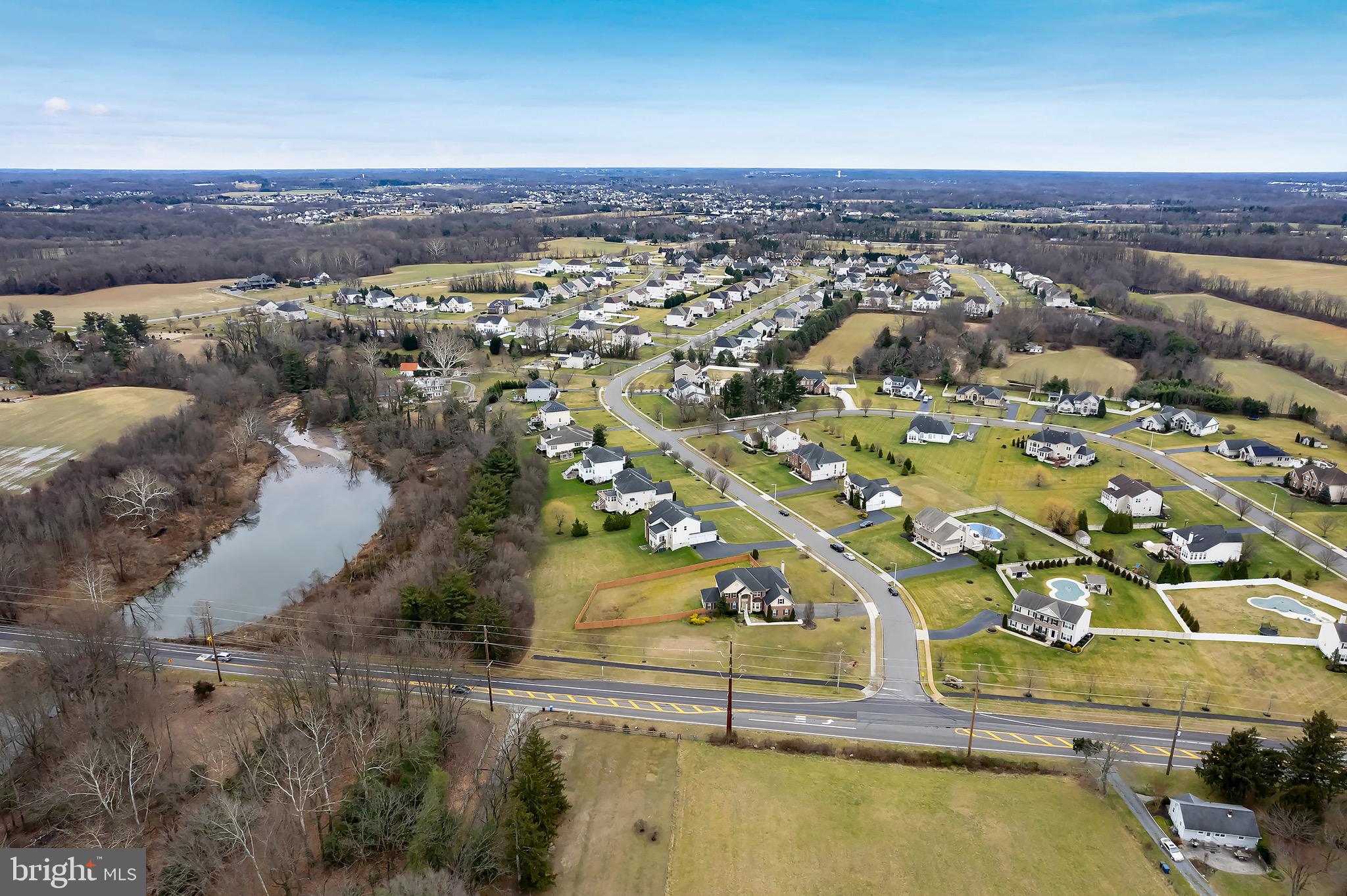 8 Curtmantle Road Mickleton, NJ 08056 - Photo 25 of 36 Neighborhood Aerial