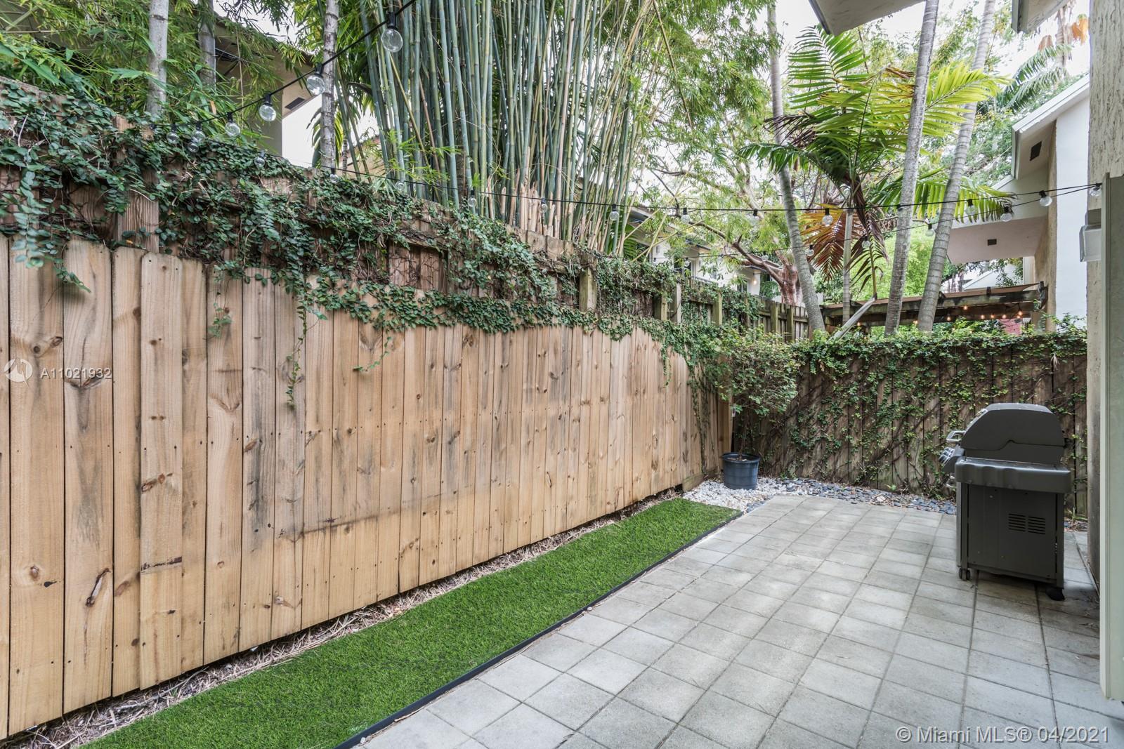 3052 Shipping Avenue, Unit 3052 Miami, FL 33133 - Photo 2 of 20