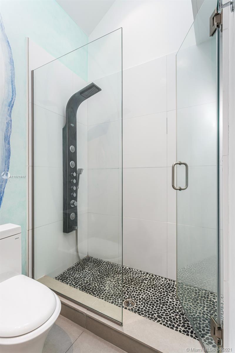 3052 Shipping Avenue, Unit 3052 Miami, FL 33133 - Photo 13 of 20