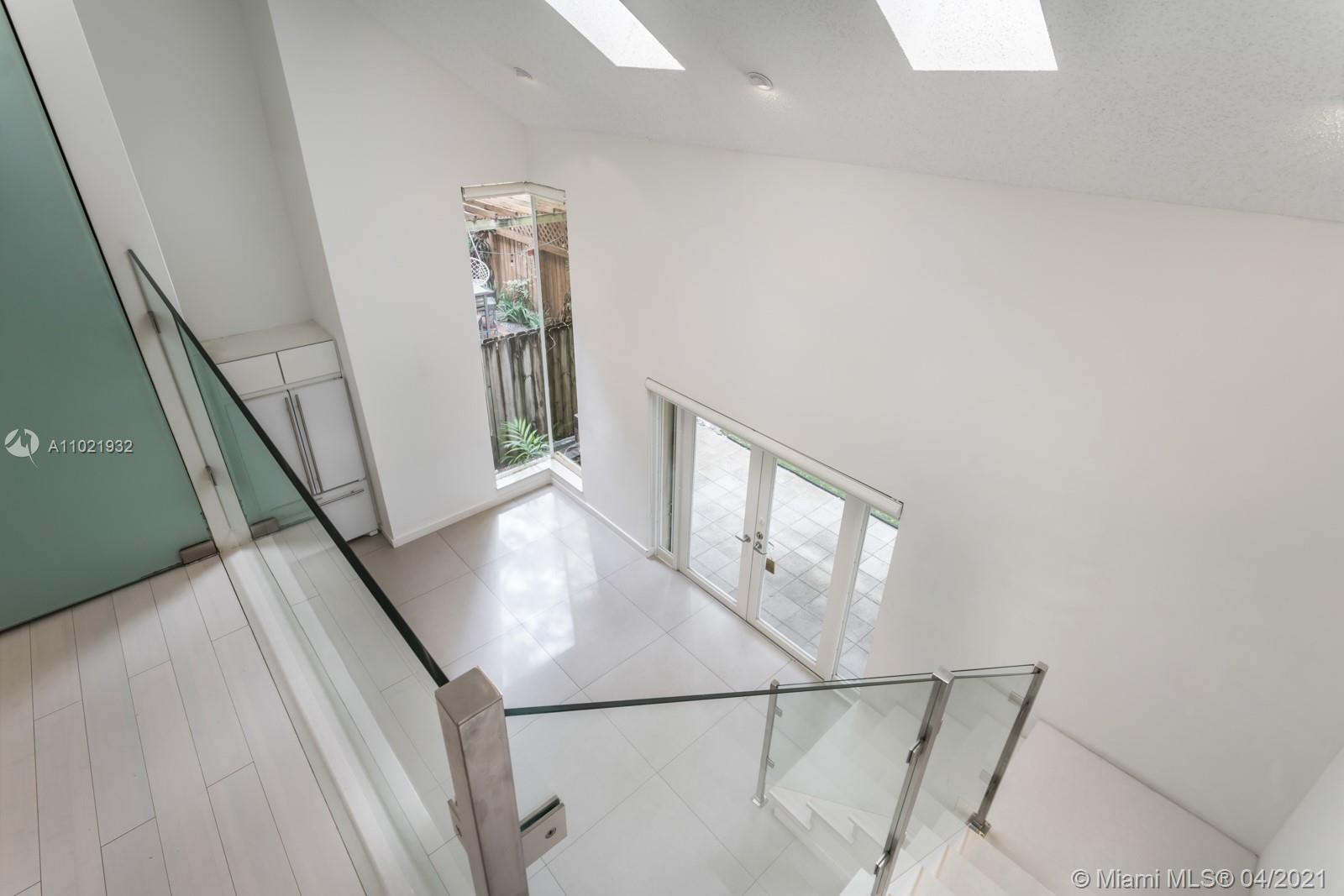 3052 Shipping Avenue, Unit 3052 Miami, FL 33133 - Photo 19 of 20