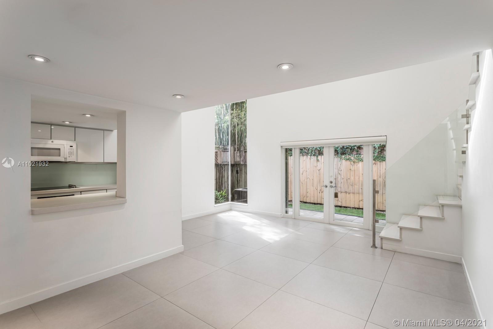3052 Shipping Avenue, Unit 3052 Miami, FL 33133 - Photo 3 of 20