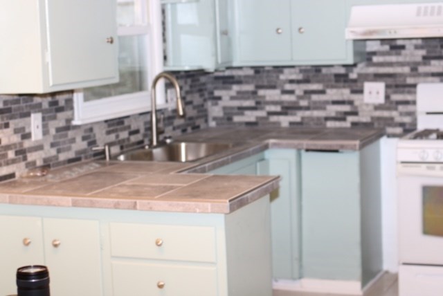 425 Norran Drive Irondequoit, NY 14609 - Photo 6 of 20