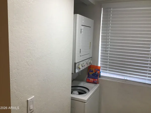 $1,050 | 12221 West Bell Road, Unit 105, Surprise, AZ 85378