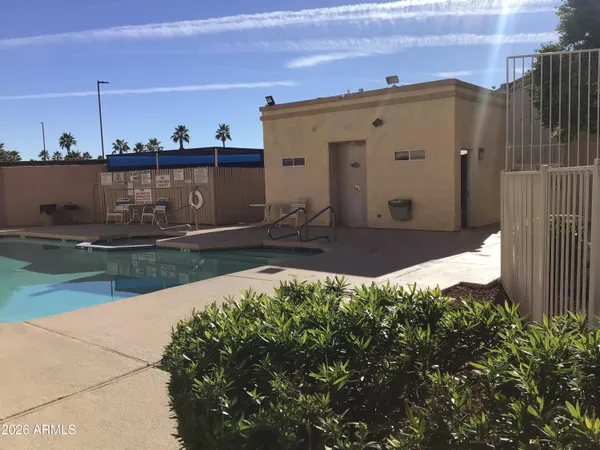 $1,050 | 12221 West Bell Road, Unit 105, Surprise, AZ 85378