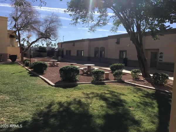 $1,050 | 12221 West Bell Road, Unit 105, Surprise, AZ 85378